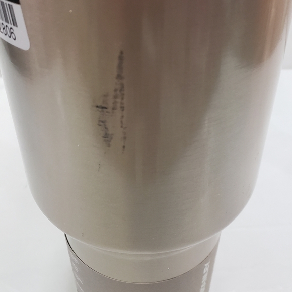 FLAW - NWT Stanley x e.l.f. Special Edition 40oz Tumbler in Honey Talks - Picture 8 of 9